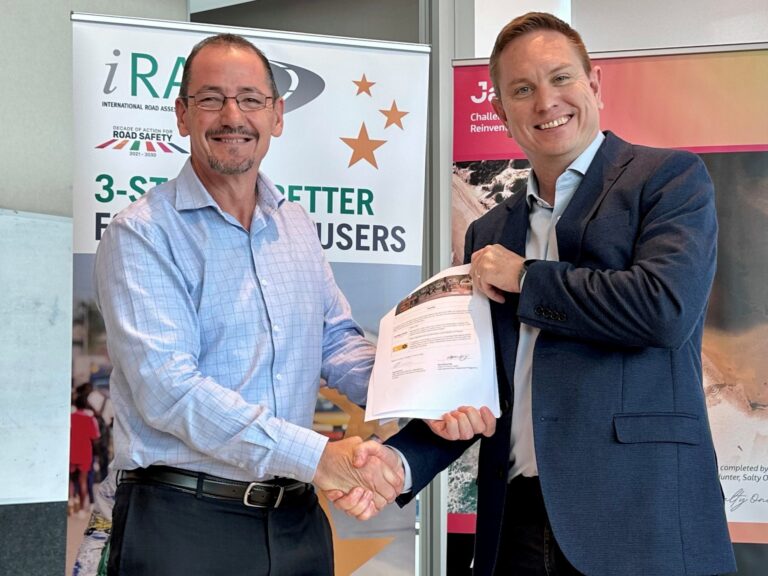 Jacobs signs #SaferRoadsPledge reinforcing its commitment to safer road design worldwide