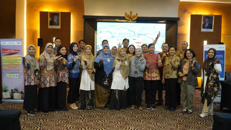 Transportologi Holds Training of Teachers on Road Safety for 3 Schools in Surakarta
