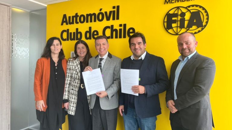 Collaborating with the Automobile Club of Chile Foundation